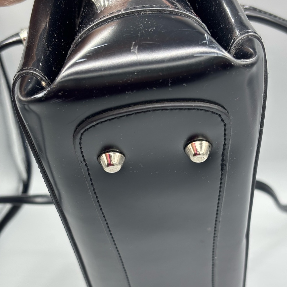 🖤Beijo Elegant Black Patent Leather Handbag - Picture 8 of 13